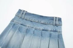 Blue Belted Raw Hem Mini Skirt | Yuqi - (G)I-DLE 13 Blue Belted Raw Hem Mini Skirt | Yuqi - (G)I-DLE -Diva s Closet Yuqi GI DLE Blue Belted Raw Hem Mini Skirt 5 600x400 1