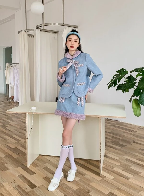 Blue Bowknot Woolen Skirt | Yuqi - (G)I-DLE 4 Blue Bowknot Woolen Skirt | Yuqi - (G)I-DLE - Image 2